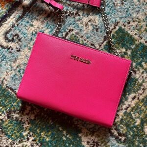 Hot pink Steve Madden crossbody bag
